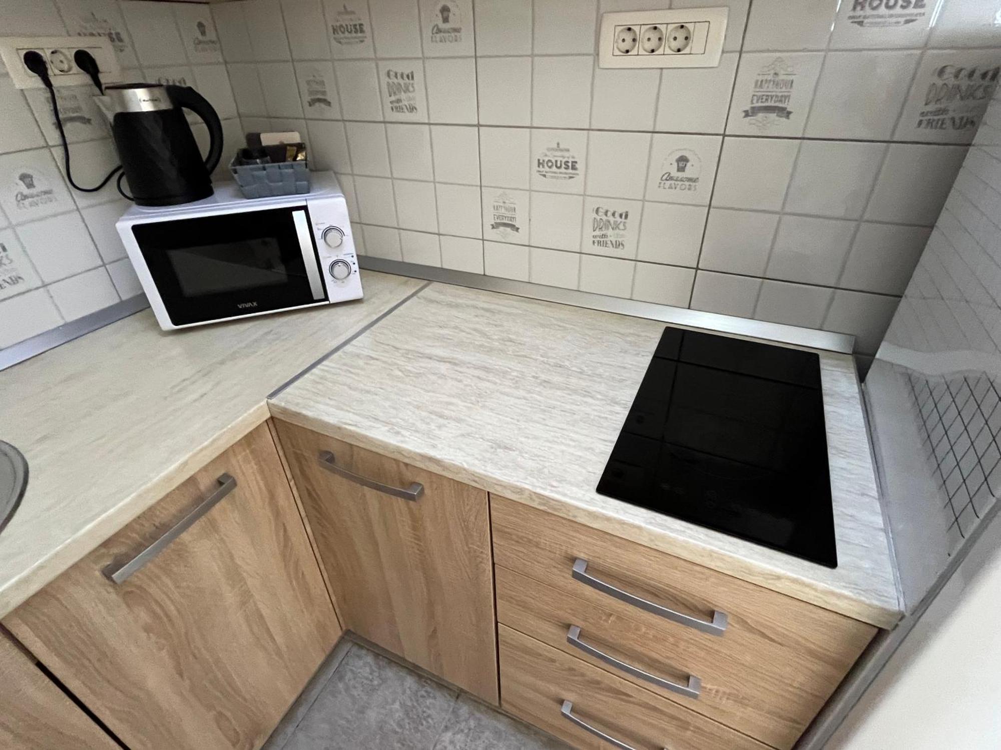 Studio Apartment Welcome Бар Екстериор снимка