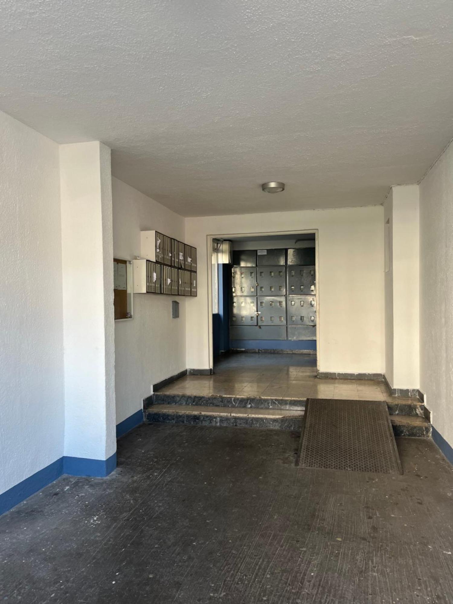 Studio Apartment Welcome Бар Екстериор снимка